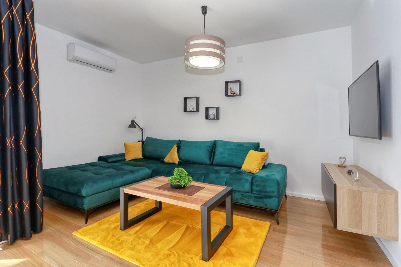 Luxury Apartments Hills Vir Kültér fotó